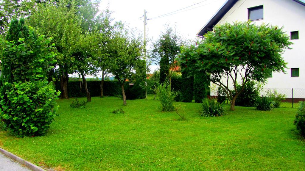 Apartment Marin Ogulin Kültér fotó